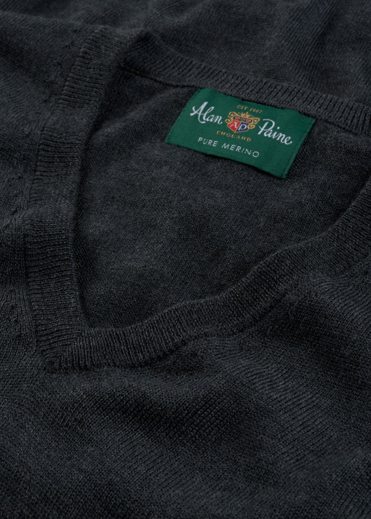 Men's Merino Wool Vee Neck Jumper in Charcoal