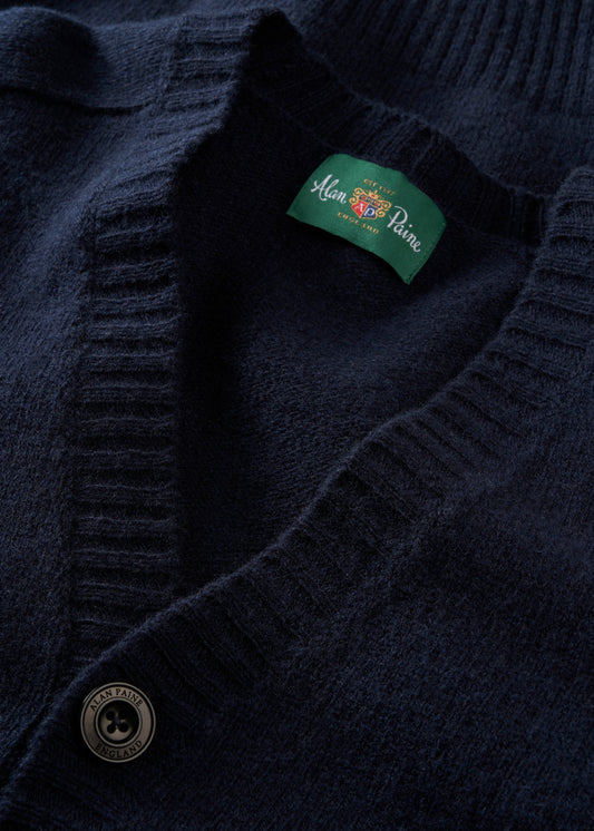 Kinloch Supersoft Shetland Wool Vee Neck Cardigan In Concord