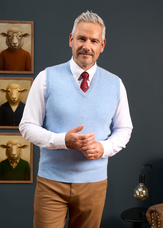 Norfolk Men's Lambswool Slipover in Glacier