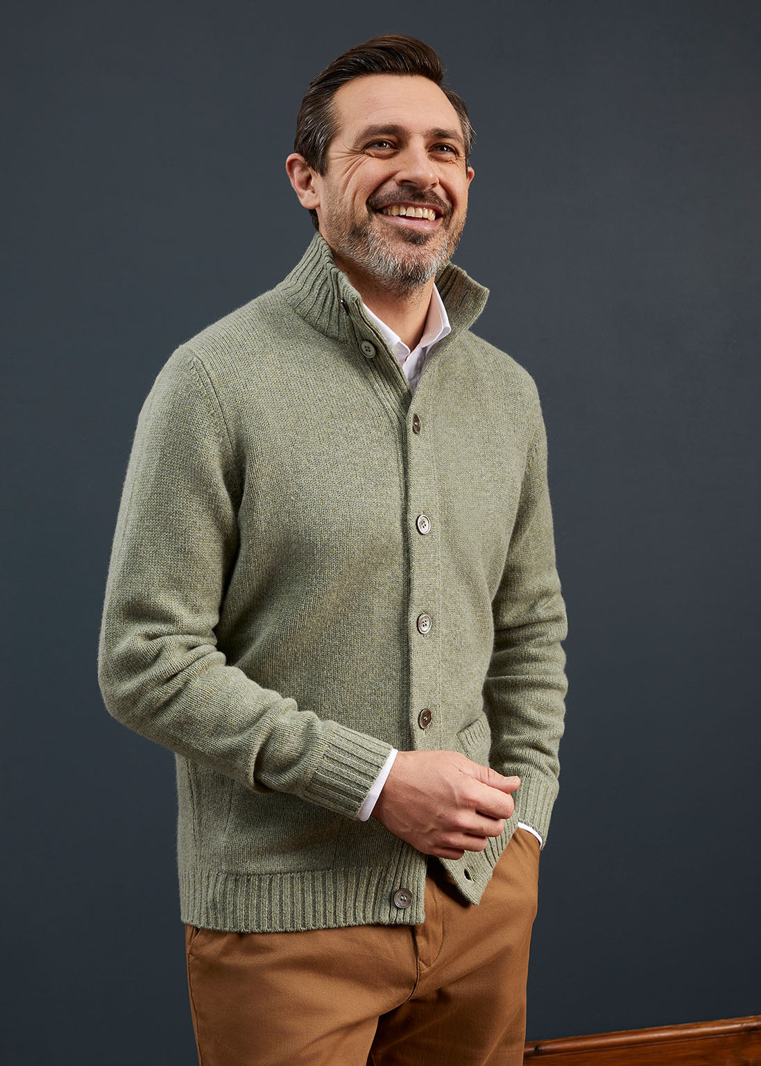 Men's Lambswool Buttoned Jumper In Orchard