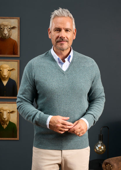 Hampshire Lambswool Jumper in Caspian