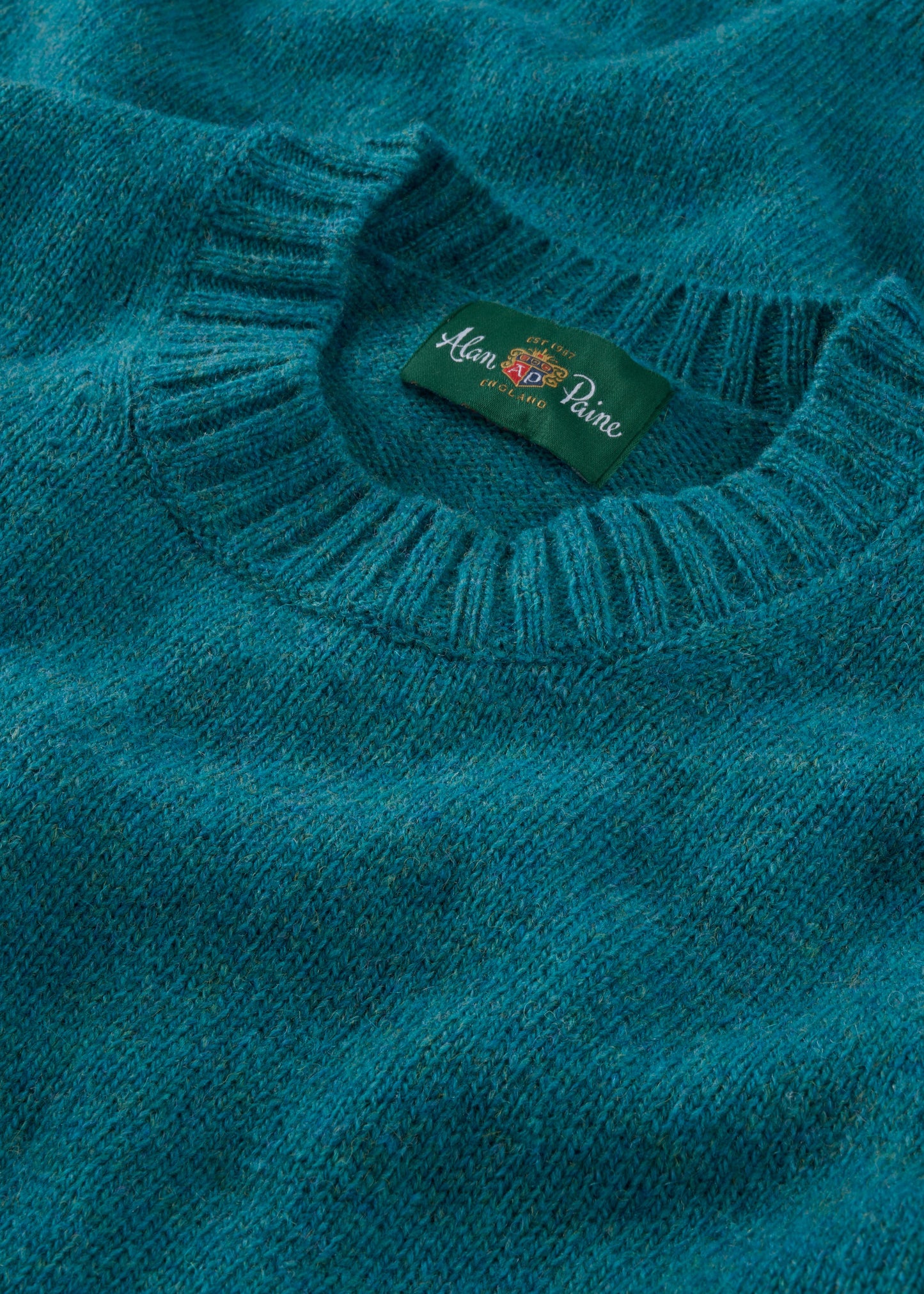 Kinnadie Supersoft Shetland Wool Crew Neck Jumper In Larkspur - Regular Fit