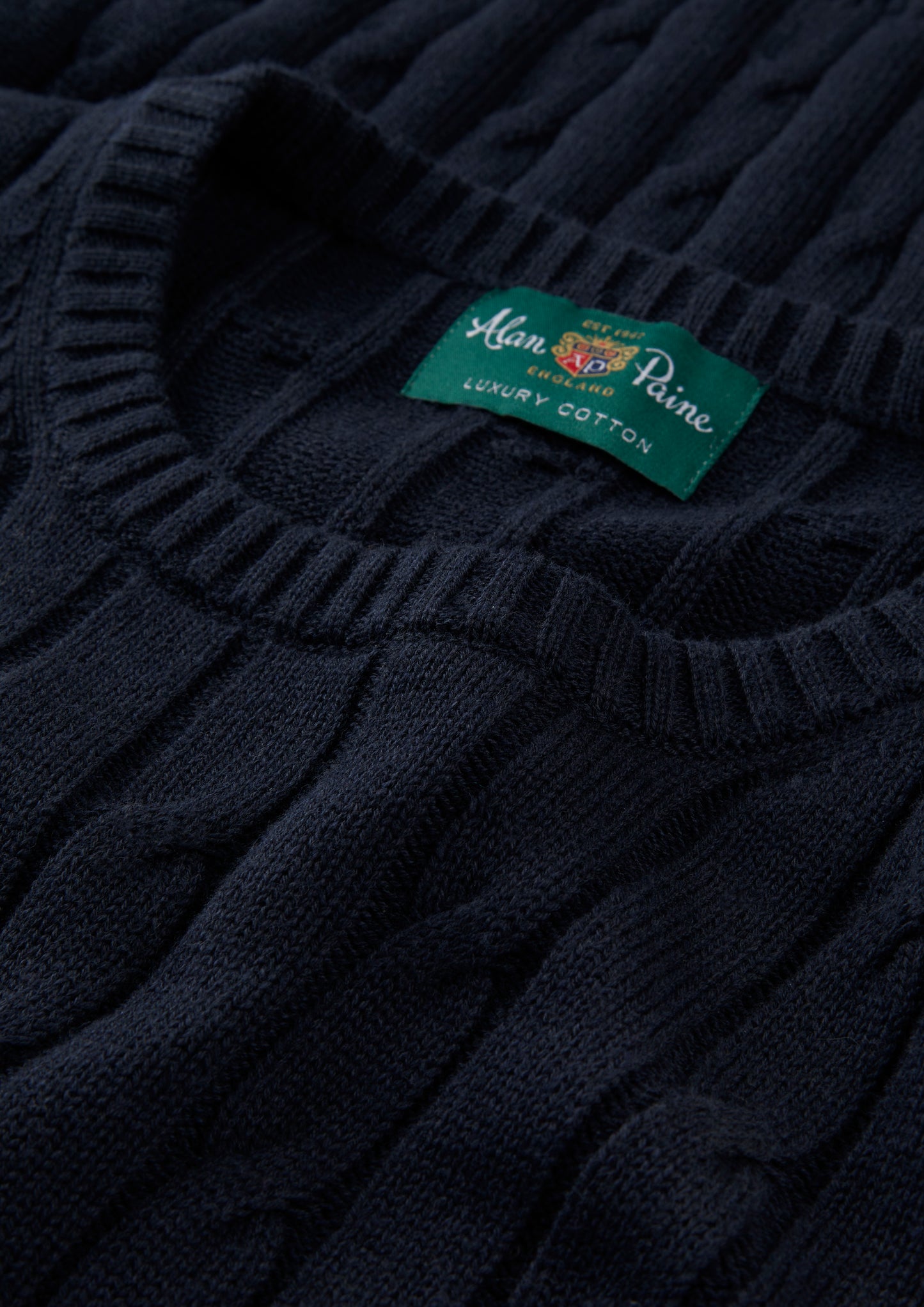 Men's Cotton Cashmere Crew Neck Jumper in Dark Navy