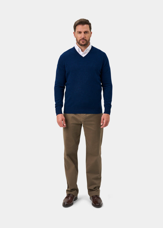 Albury Geelong Wool Vee Neck Jumper In Indigo - Regular Fit