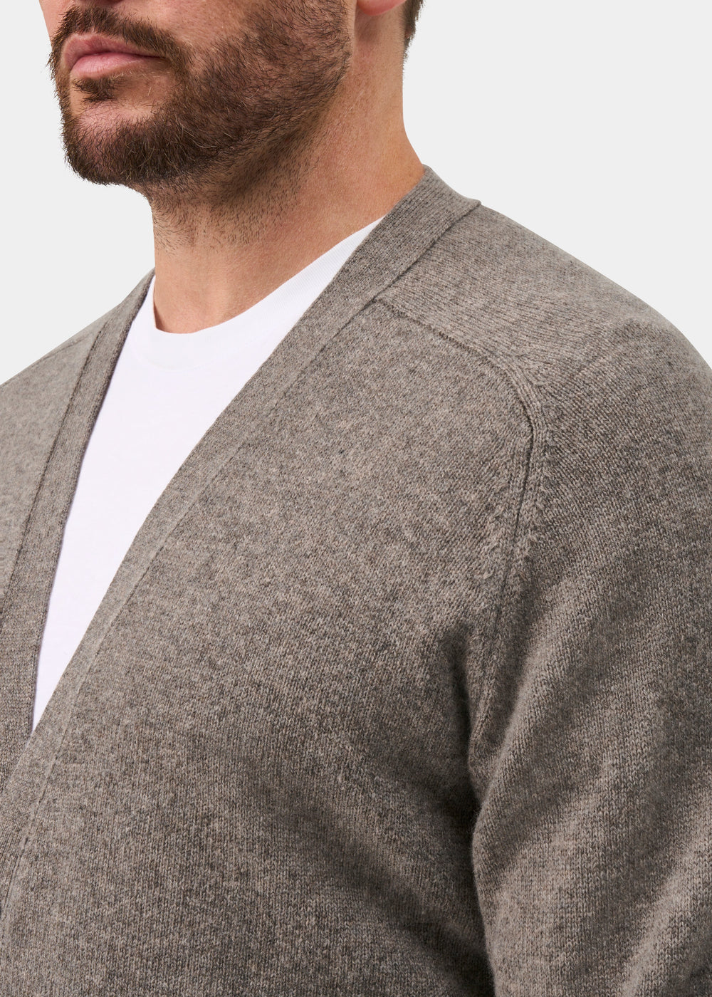 Cornwall Lambswool Cardigan in Vole - Classic Fit