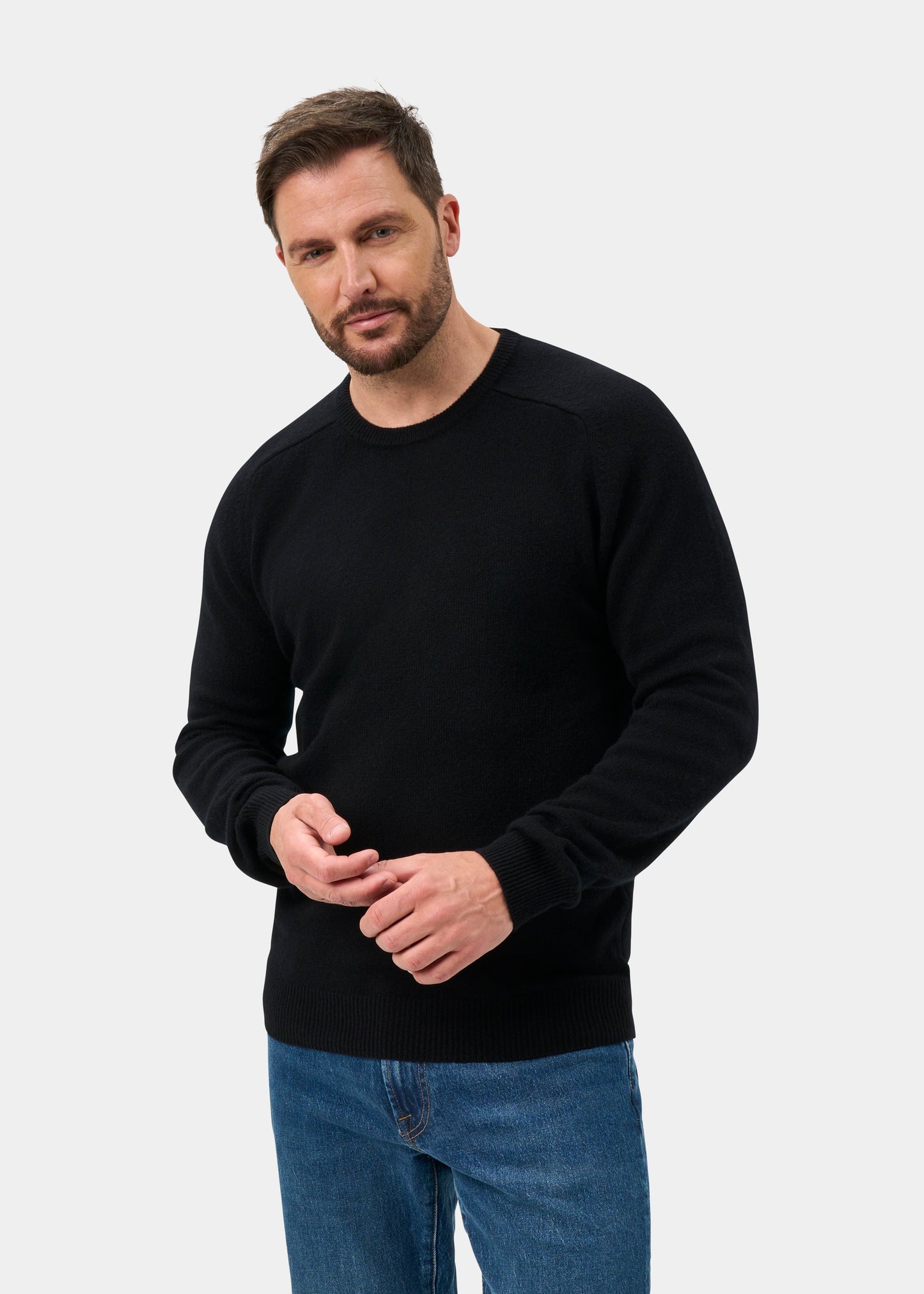 Lenzie Lambswool Crew Neck Jumper In Black - Regular Fit