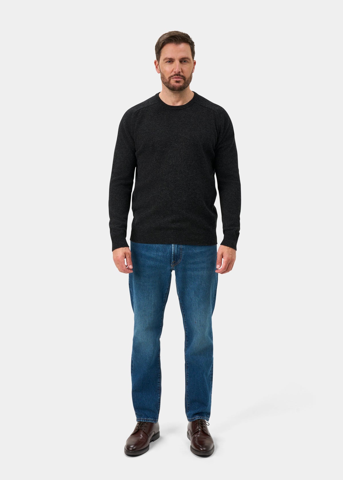 Lenzie Lambswool Crew Neck Jumper In Charcoal - Regular Fit