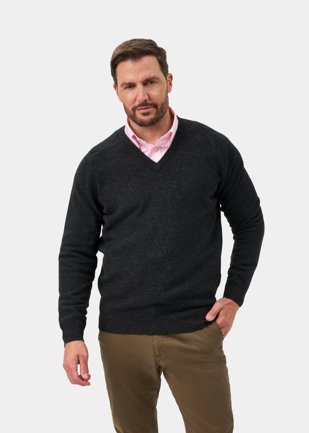 Kilsyth Lambswool V-Neck Jumper In Charcoal - Regular Fit