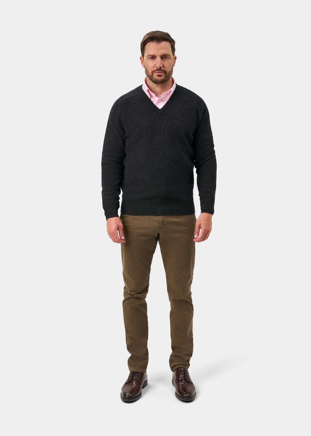 Kilsyth Lambswool V-Neck Jumper In Charcoal - Regular Fit