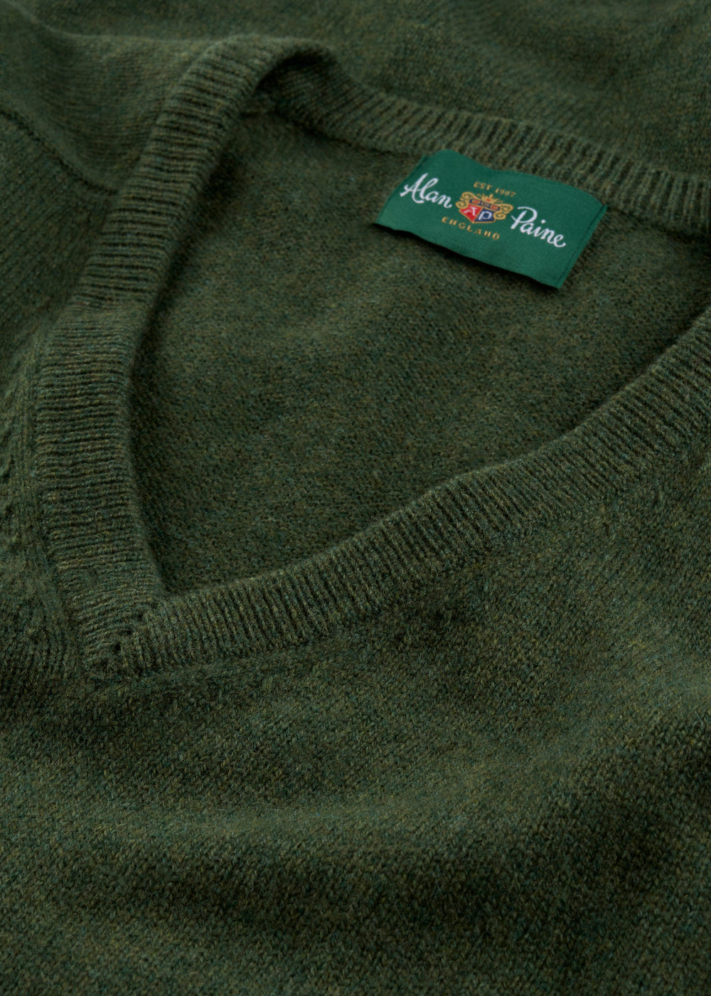 Men's Lambswool Vee Neck Jumper in Rosemary