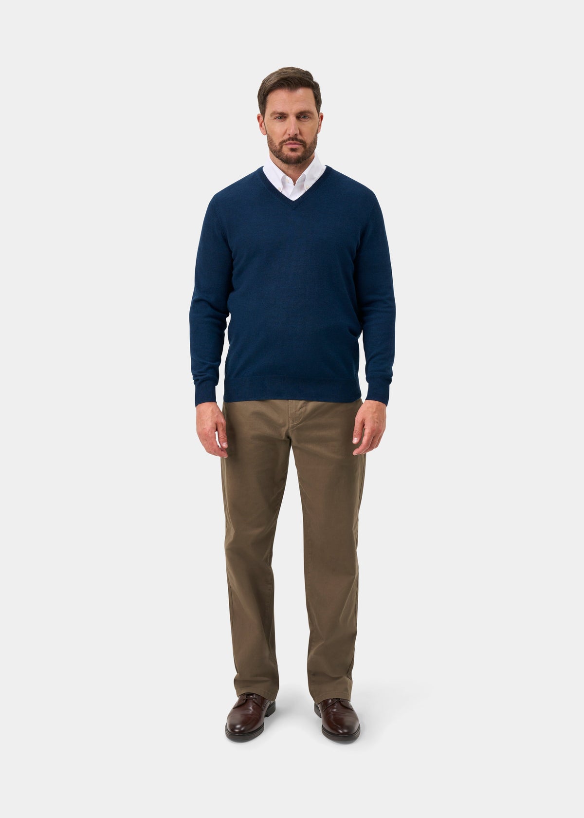 Millbreck Merino Wool V-Neck Jumper In Indigo - Regular Fit