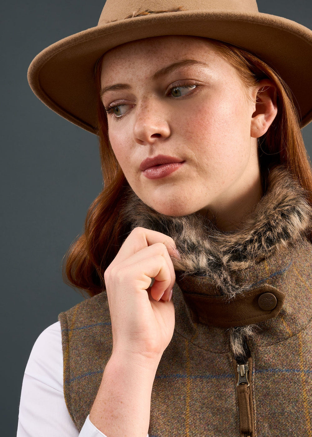 Surrey Ladies Tweed Gilet In Seabrook