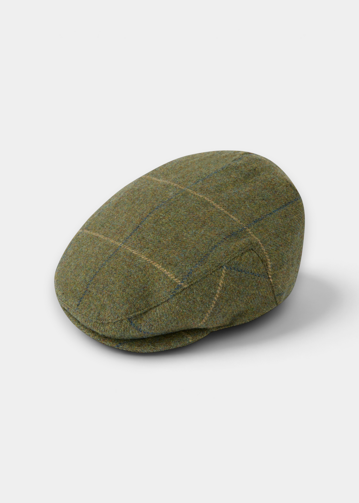 Alan Paine Surrey men's waterproof tweed flat cap in Lovat Blue with a classic check pattern and full lining.
