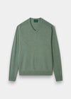 Alan Paine Hampshire lambswool V-neck jumper in mojito green with a classic fit and ribbed cuffs and hem.