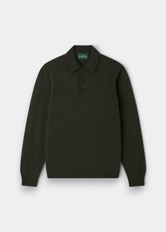 Alan Paine Bilsdean men's long sleeve polo in seaweed green lambswool with a classic collar and saddle shoulders.