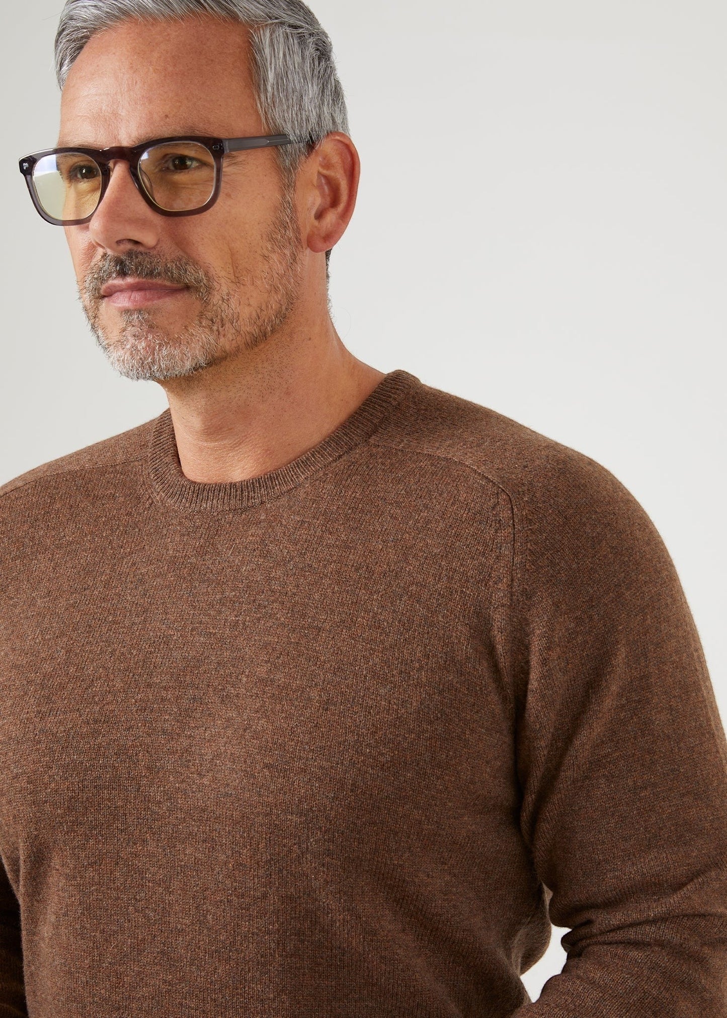 Alan Paine Dorset men's tobacco brown crew neck jumper in soft lambswool with saddle shoulder detail