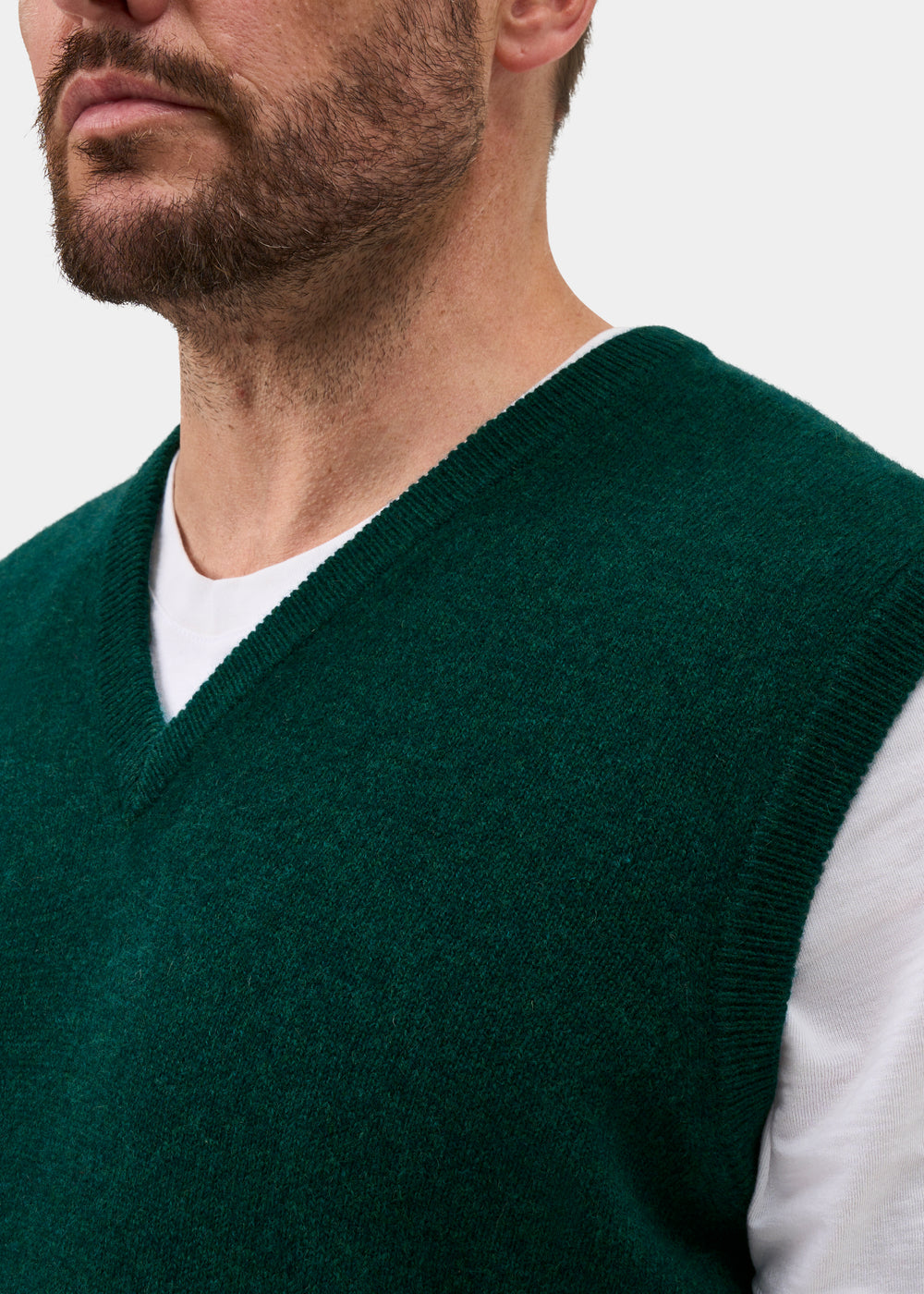Norfolk Men's Lambswool Slipover in Mallard - Classic Fit